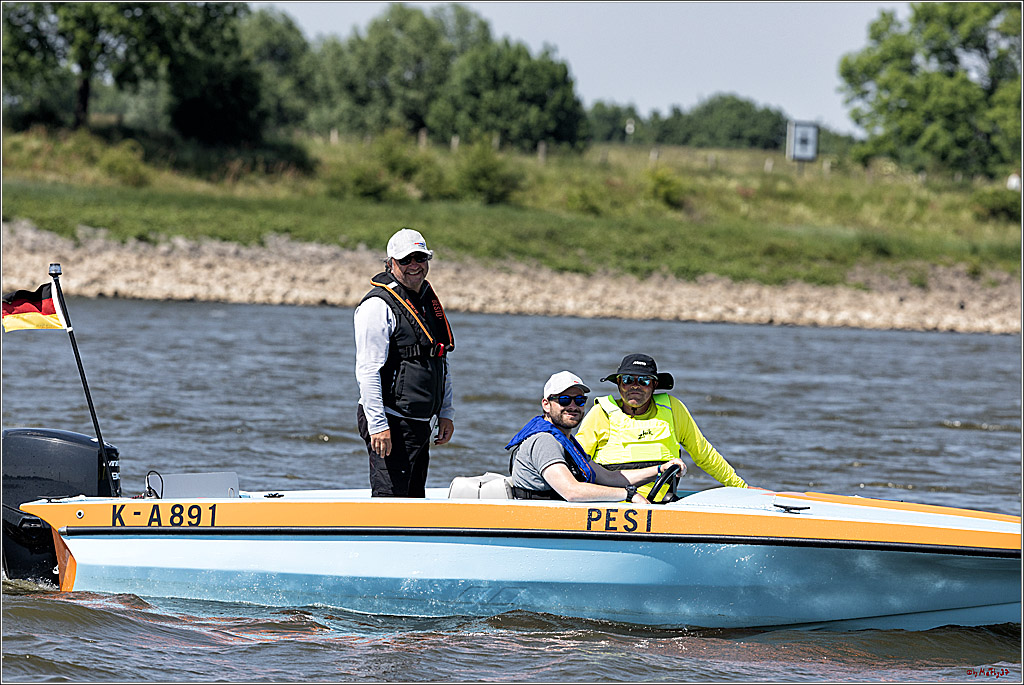 100 Jahre Rheinwoche 2022 - 4. Wettfahrt Duisburg - Wesel, 04.06.2022,
